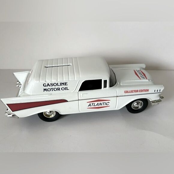 Ertl '57 Chevy Bel Air Nomad White Truck Atlantic Gasoline Motor Oil Bank New - Picture 5 of 9